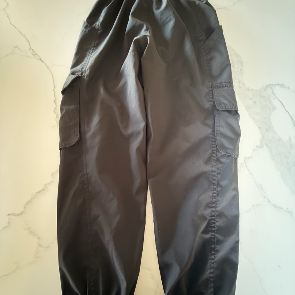 Old Navy Kids Gray Cargo Joggers